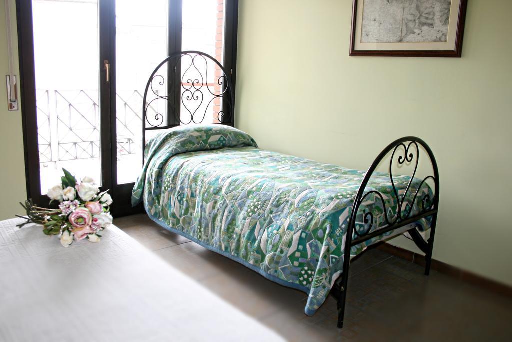 Domi Apartments Wellness Pompeya Habitación foto
